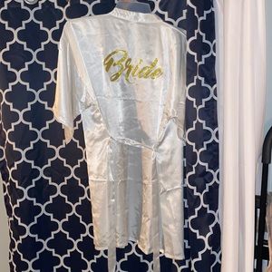 Satin bride robe with tie string